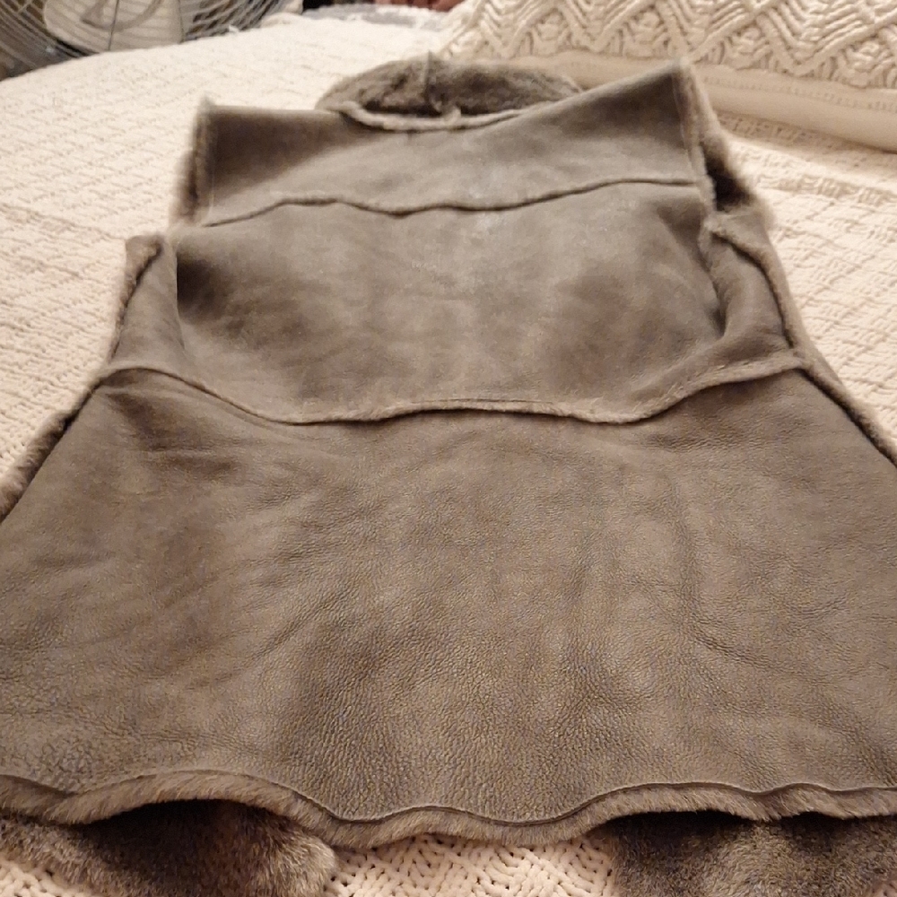 Kenna T Gray Shearling Vest with Real Lamb Fur & leather Zipper Size M - Picture 6 of 13